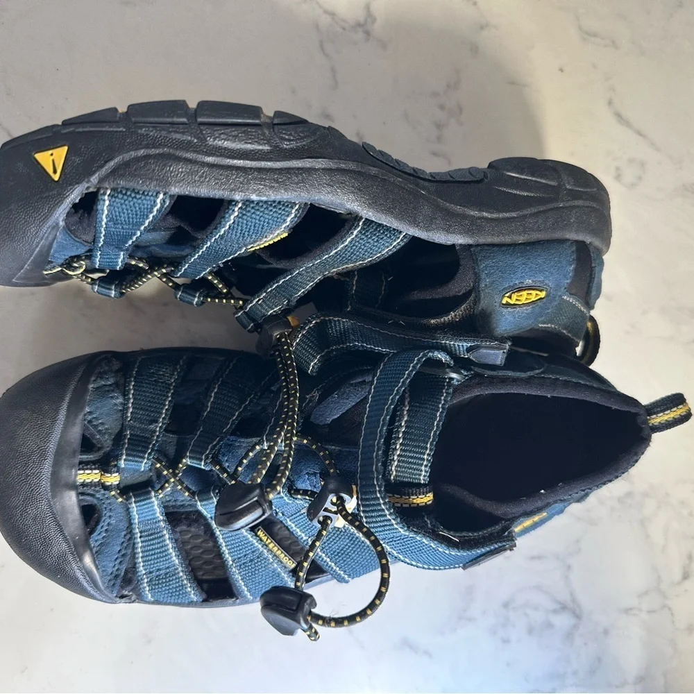 Keen Black and Yellow Adventure Sandals